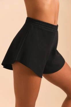Sweat Shorts In Black 10 Sweat Shorts In Black -Sculpt Sets Body BT0492 BT0496 2 Relax Black Shorts oversized jumper