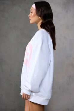 Oversized Sweatshirt In Baby Pink Print 11 Oversized Sweatshirt In Baby Pink Print -Sculpt Sets Body BT0515 5 White Pink Print Oversized Jumper