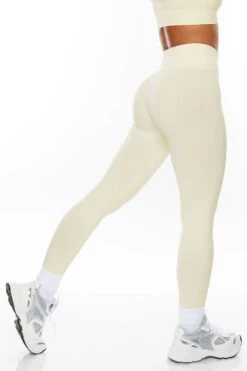 Seamless Full Length Leggings In Ivory -Sculpt Sets Body BT0572 3 Vitality Ivory Sports Leggings 7a32347c c27f 4ac7 b9e9 753a8865d5ff
