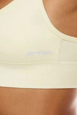 Seamless Scoop Neck Sports Bra In Ivory 14 Seamless Scoop Neck Sports Bra In Ivory -Sculpt Sets Body BT0574 3 Determination Ivory Scoop Neck Sports Bra d00ab07c 7a1b 4d66 9095 e95cc198c37b