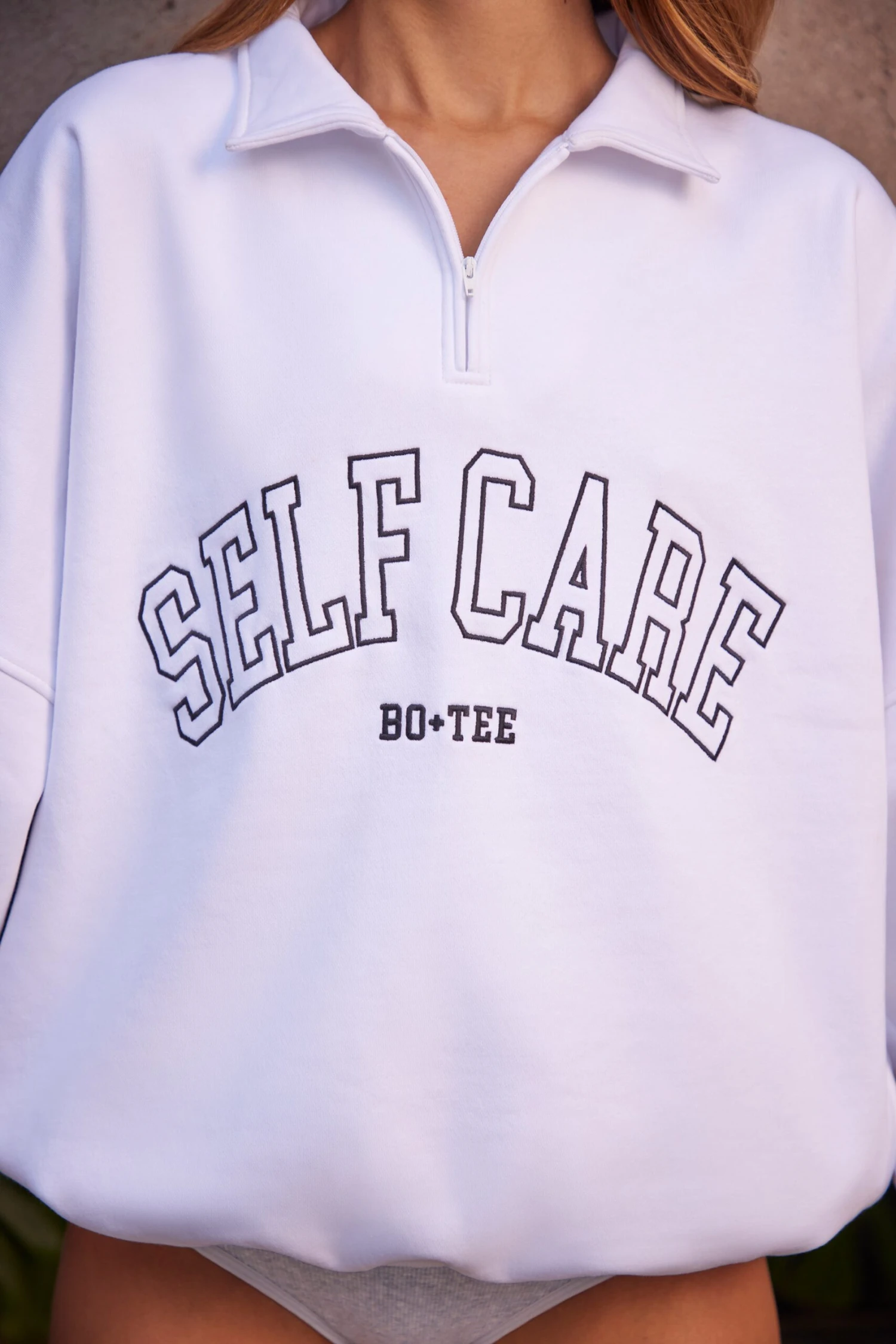 Oversized Half Zip Sweatshirt In White 6 Oversized Half Zip Sweatshirt In White - Image 4