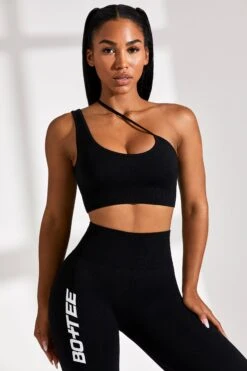 Asymmetric Seamless Crop Top In Black