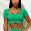 Short Sleeve Crop Top In Green 2 Short Sleeve Crop Top In Green -Sculpt Sets Body MAINLook5 222