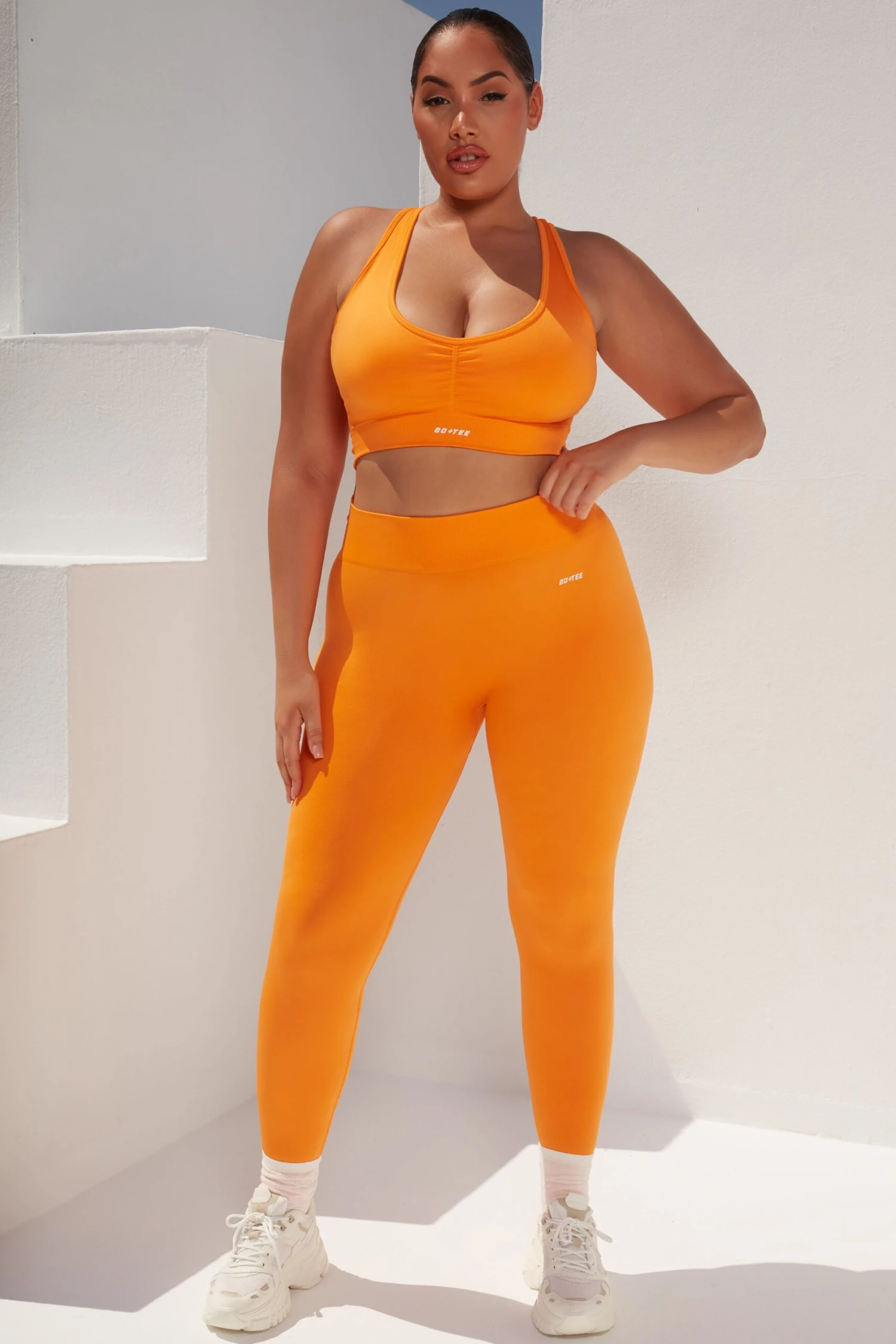 Surge Curved Waist Seamless Leggings In Orange 3 Surge Curved Waist Seamless Leggings In Orange