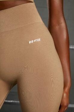 Surge Curved Waist Seamless Leggings In Brown 16 Surge Curved Waist Seamless Leggings In Brown -Sculpt Sets Body bt0370 bt0365 6 surge brown leggings awaken crop top