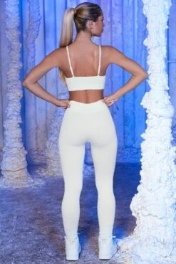 Seamless Full Length Leggings In White 10 Seamless Full Length Leggings In White -Sculpt Sets Body white 1 2